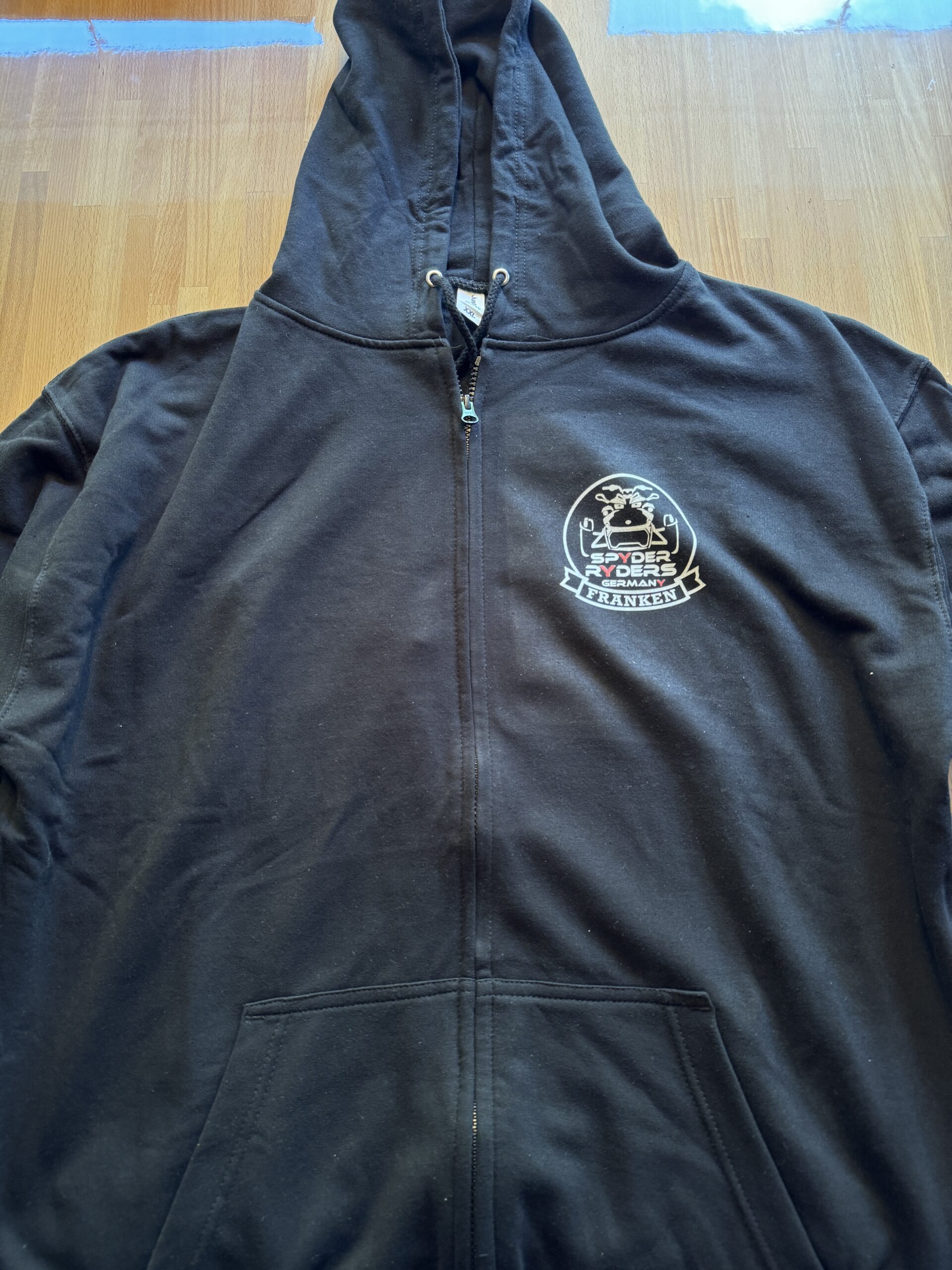 Die "Spyder Ryders Germany" -
Zip-Jacke